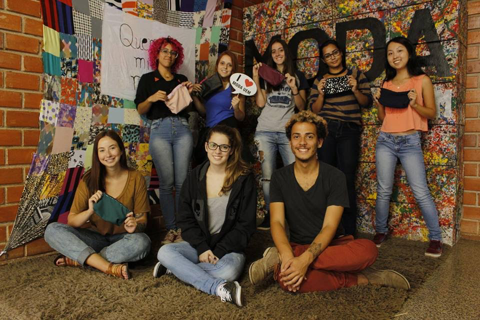 As embaixadoras do Fashion Revolution em universidades pelo Brasil : Fashion  Revolution